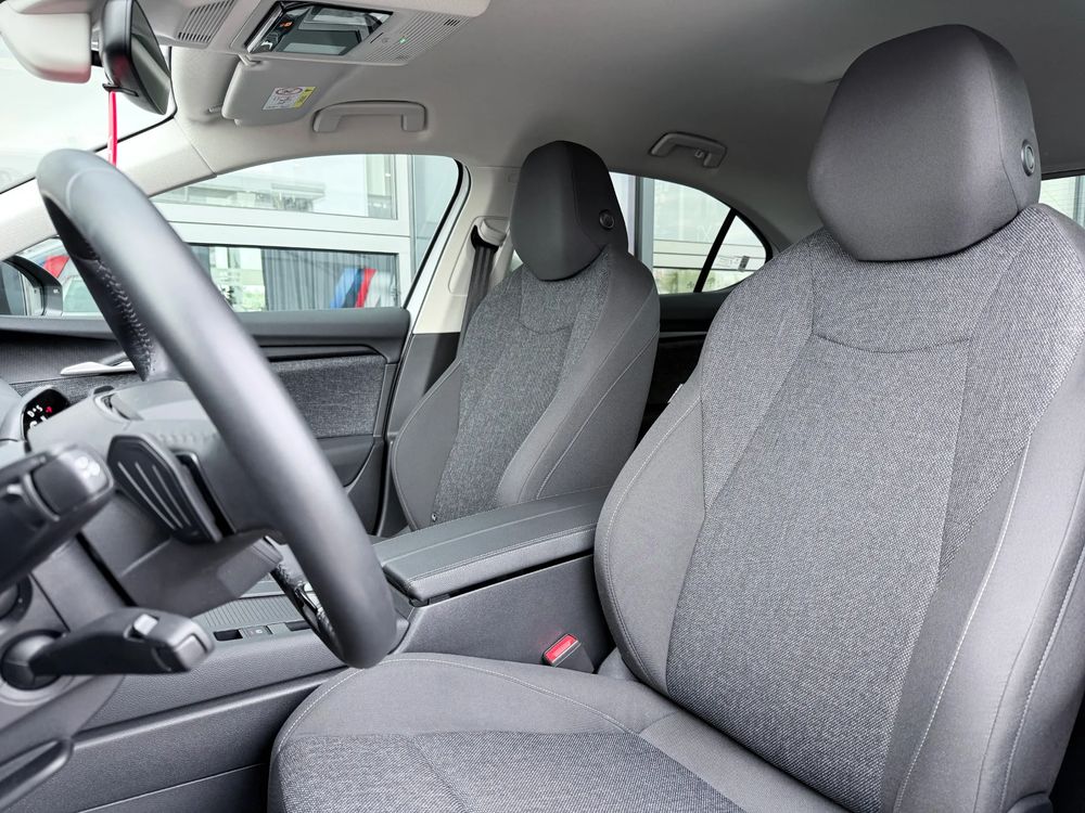 Skoda Superb 2.0 TDI Scr Essence DSG 2024 — zdjęcie 5
