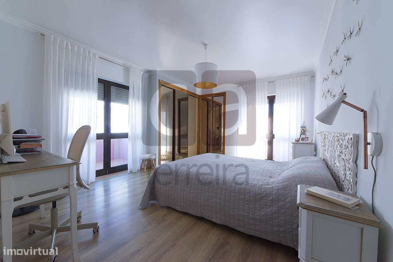 Apartamento T3 boas ãreas junto Hospital de santarém-16
