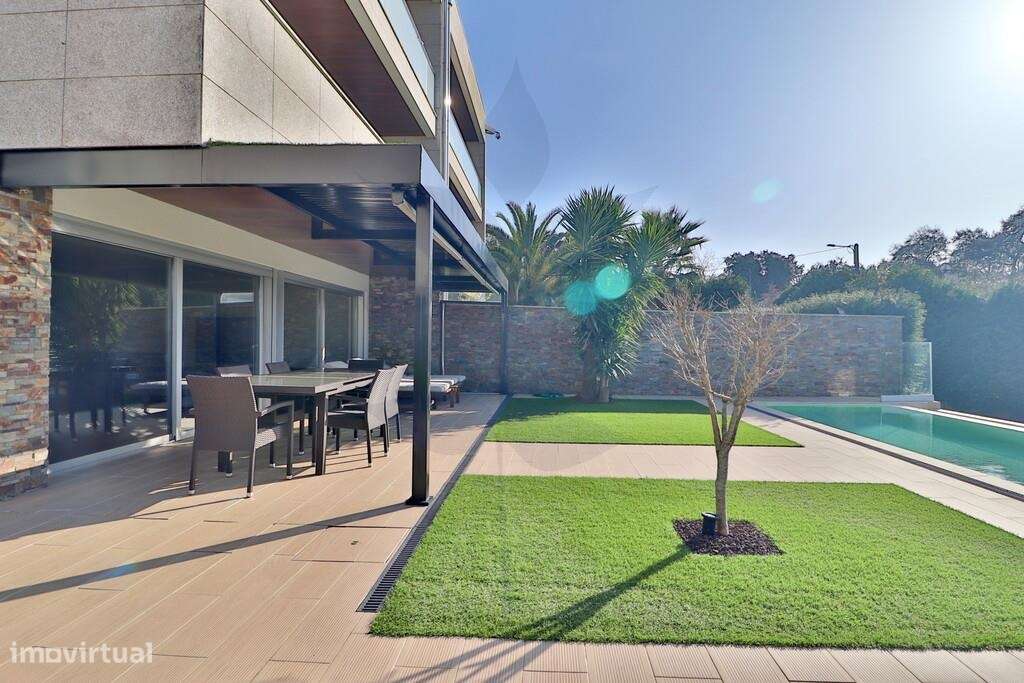 Venda Moradia Geminada Palmeira T4-10