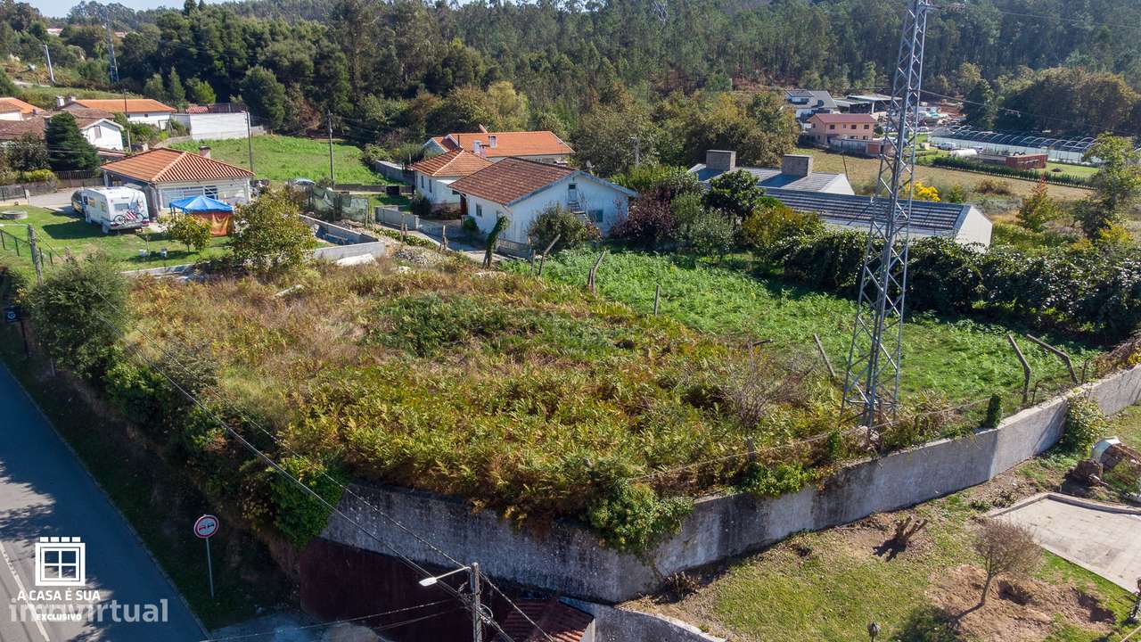 Terreno Urbano com 840 m2 em Arrifana, St. ª M.ª da Feira - Exclusivo - Grande imagem: 3/18