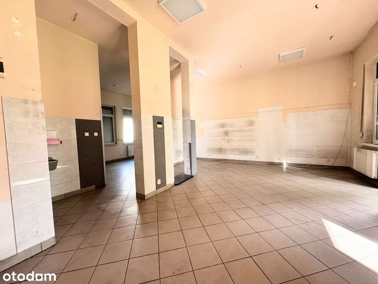 Super lokalizacja. Parking.-5