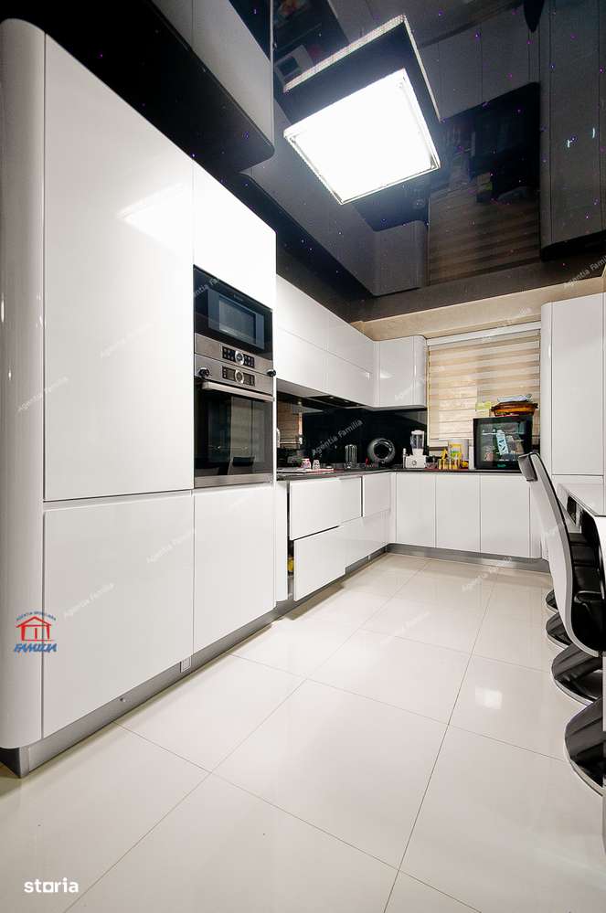 Vanzare apartament cu 4 camere , zona Doja (str. N Leonard),parter - Imagine principală: 3/16