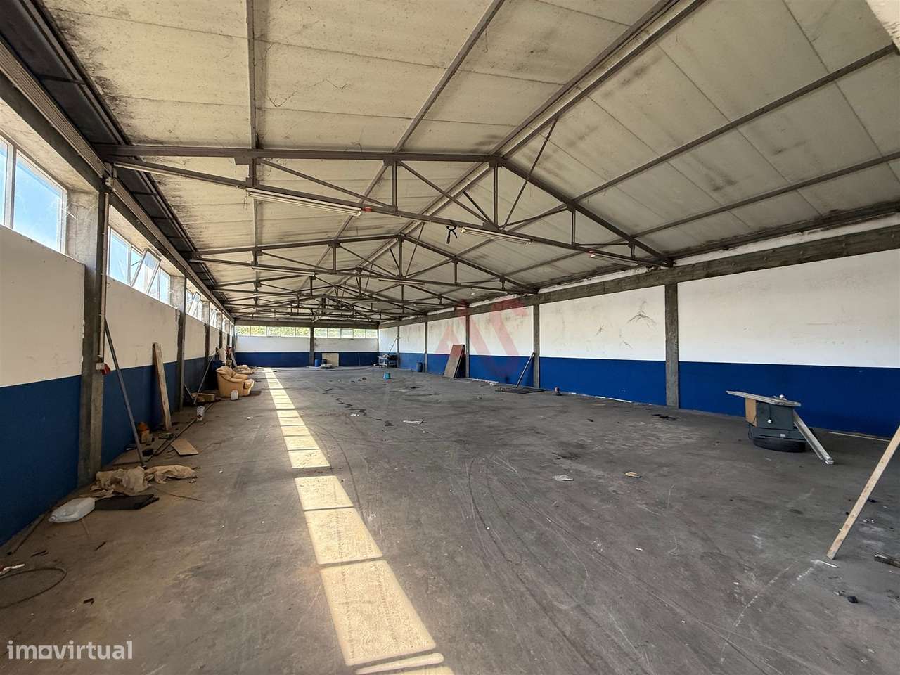 4 Armazéns Industriais em Barcelos com licença para comércio e indústr - Grande imagem: 4/10