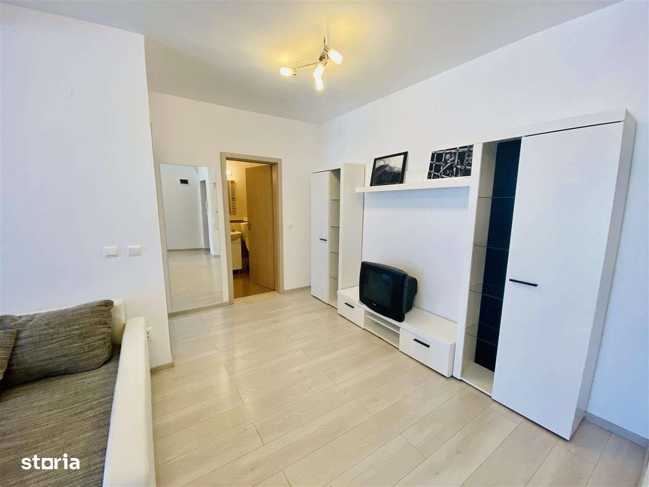 Apartament 2 camere, Parcare inclusă & Balcon mare – City Residence - Imagine principală: 3/8