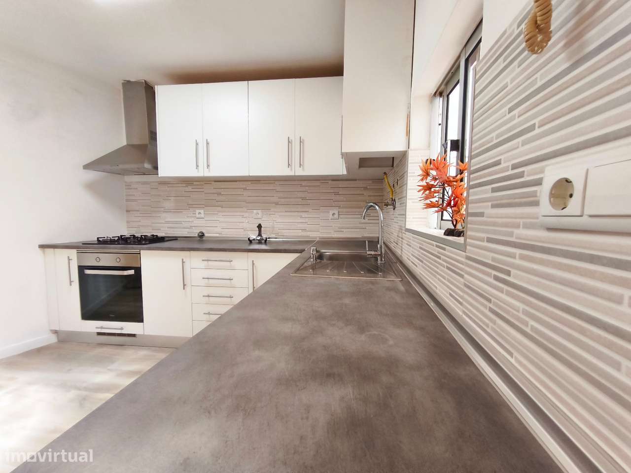 Moradia T2 Remodelada com Terraço em Moura – Charme Alentejano e Excel-10