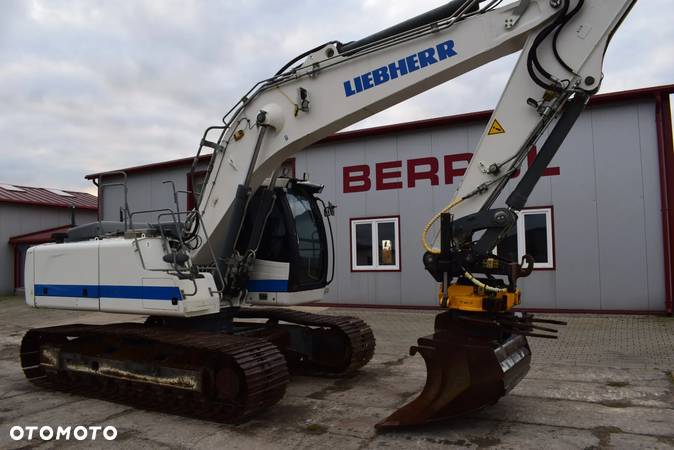 Liebherr R924 ROTOTILT - 11