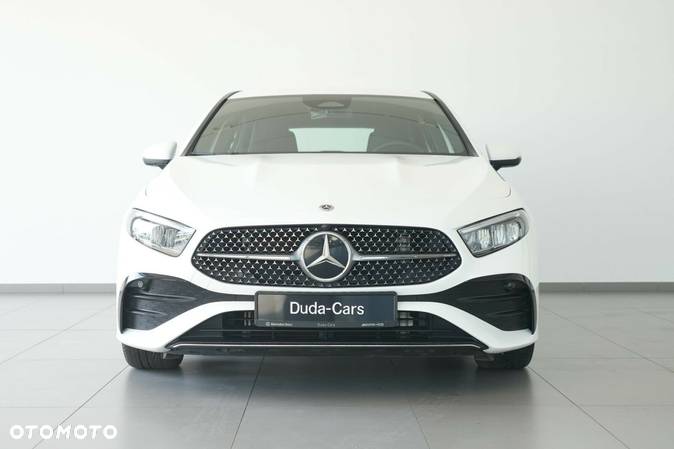 Mercedes-Benz Klasa A 220 4-Matic 7G-DCT - 2