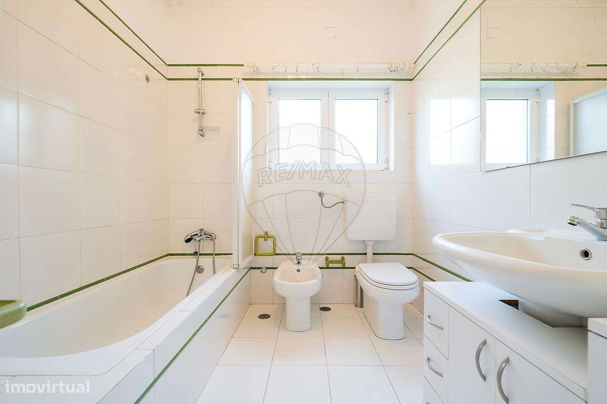 Moradia T4 para venda-17