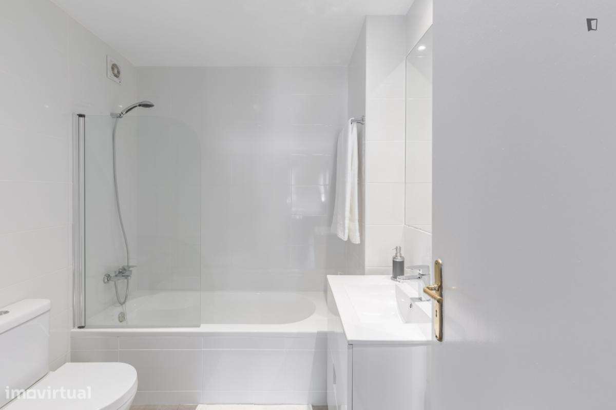 Apartamento com 3 quartos - localizado em Massarelos Porto - Grande imagem: 4/23