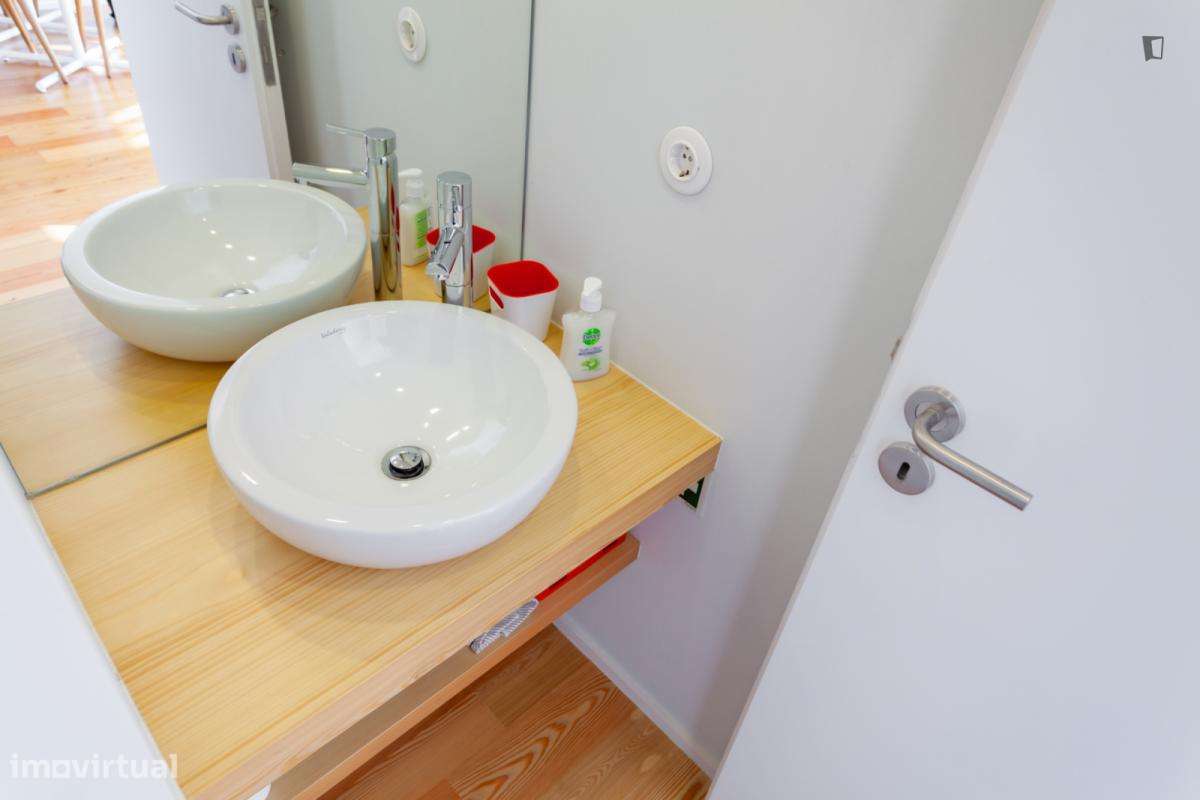 Apartamento com 2 quartos - localizado em Massarelos Porto - Grande imagem: 5/45