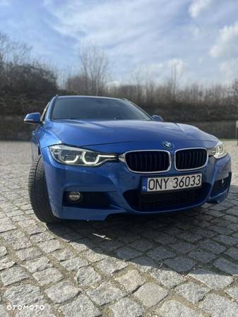 BMW Seria 3 320d Touring xDrive Edition M Sport Shadow - 9