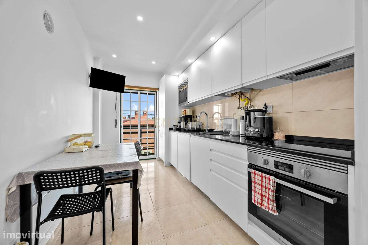 Apartamento T2 Atalaia-6