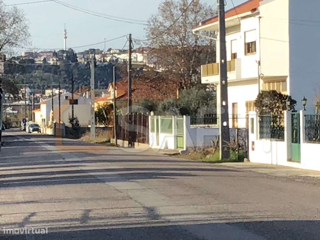 Terreno rústico (CONSTRUTIVEL) em Zona Urbana com 3.640m2 - Grande imagem: 3/8