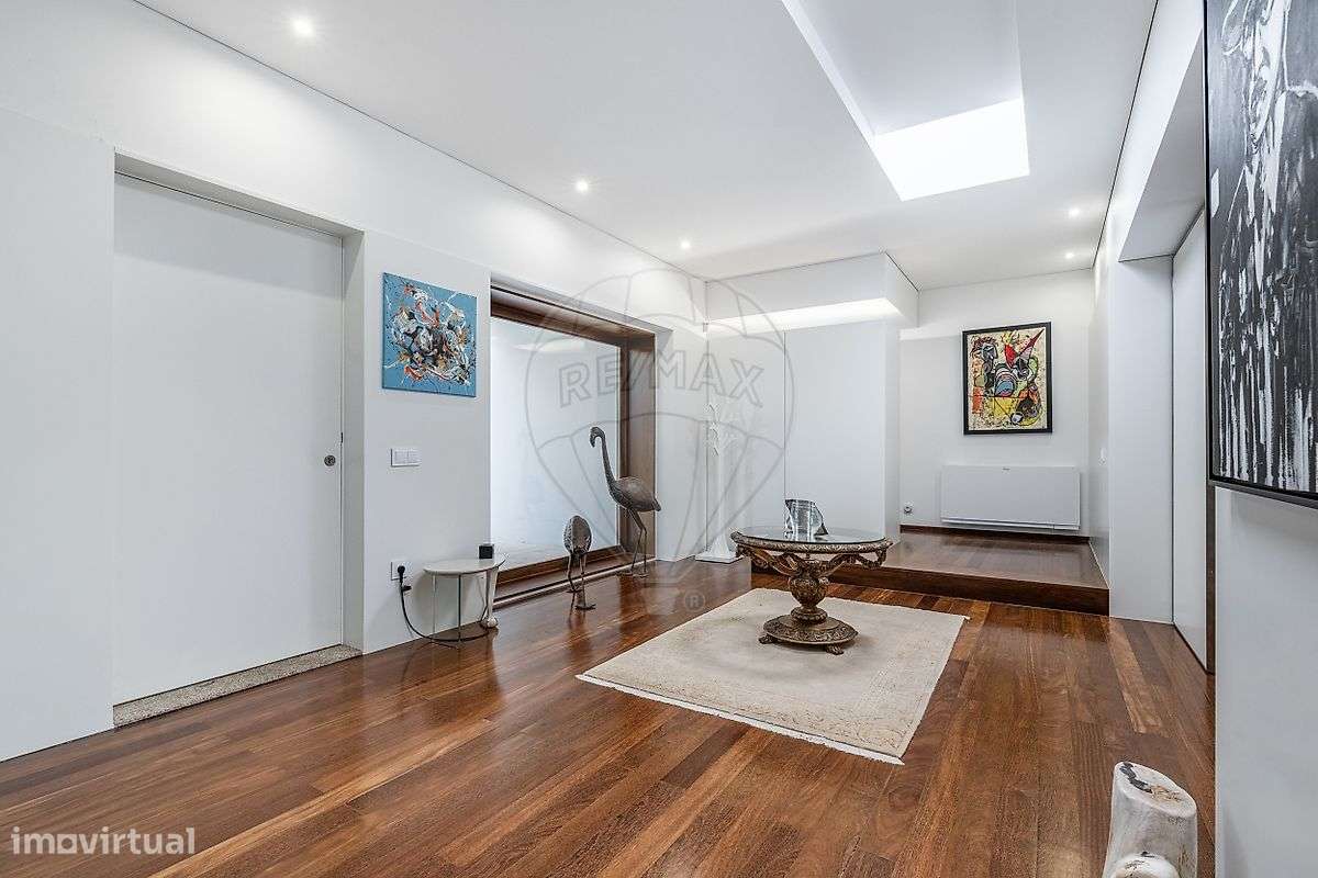 Moradia T4 para venda-16