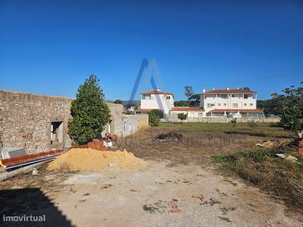 Lote de Terreno para construção 3 de Moradias Isoladas - Maçã Sesimbra-4