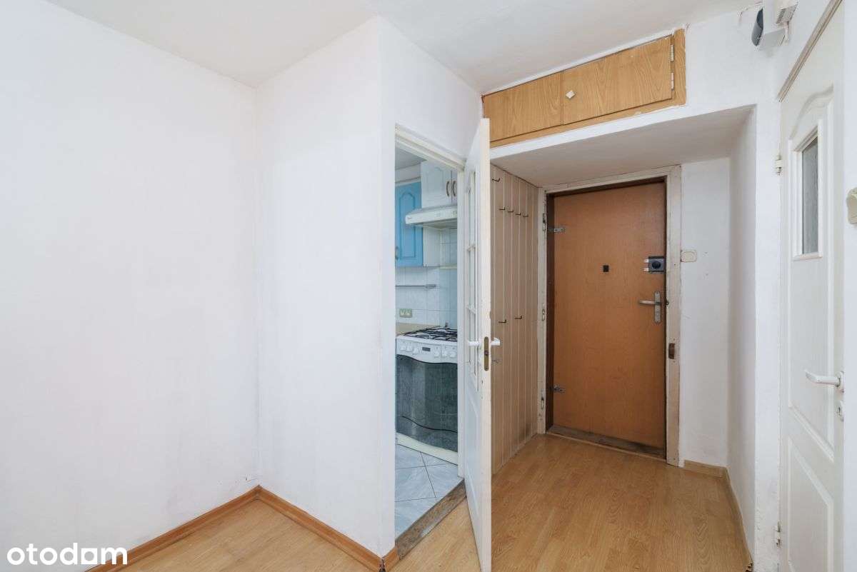 Żoliborz, 2 pokoje do własnej aranżacji-9