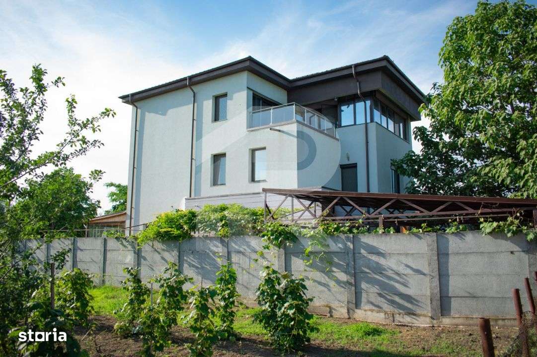 VILA Darza  -350 mp utili \ 700 mp teren\ 6 camere\4 bai - 280000 E ne-1