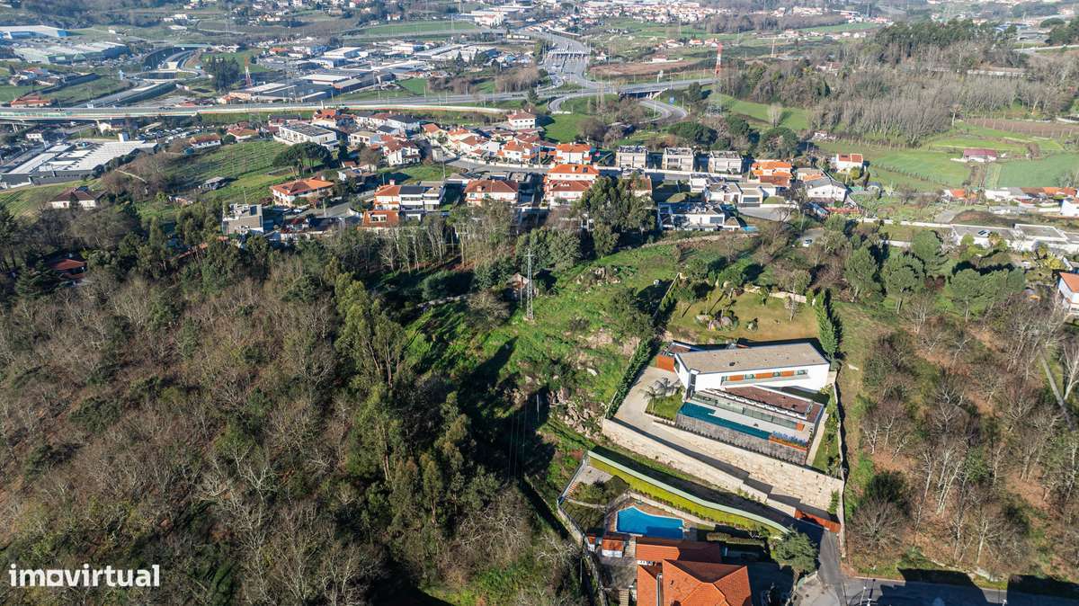 Terreno com projecto aprovado - Grande imagem: 4/12