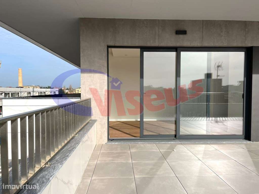 T4 Penthouse com Terraço Canidelo-13