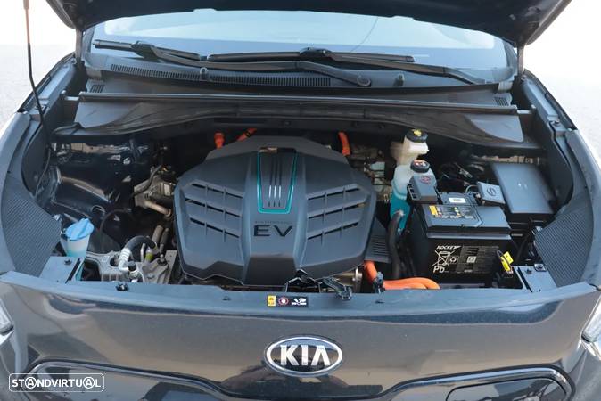 Kia e-Niro EV 64kWh - 29