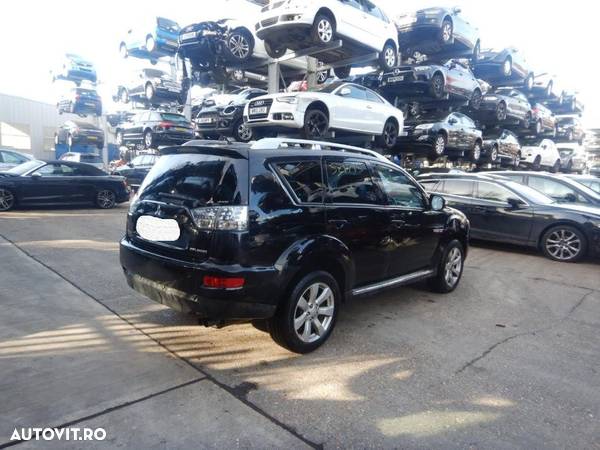 Usa dreapta spate Mitsubishi Outlander 2010 SUV 2.2 DIESEL - 5