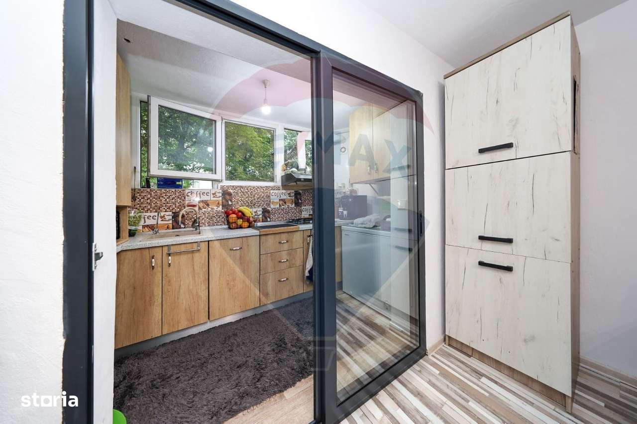 Apartament 3 camere parter cu balcon-4