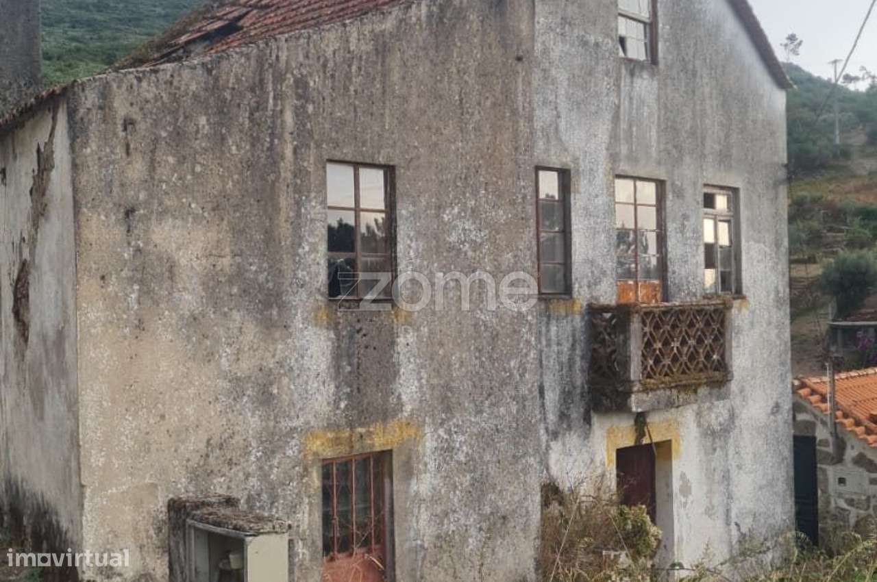 Moradia em ruínas em ALDEIAS | GOUVEIA - Grande imagem: 4/15