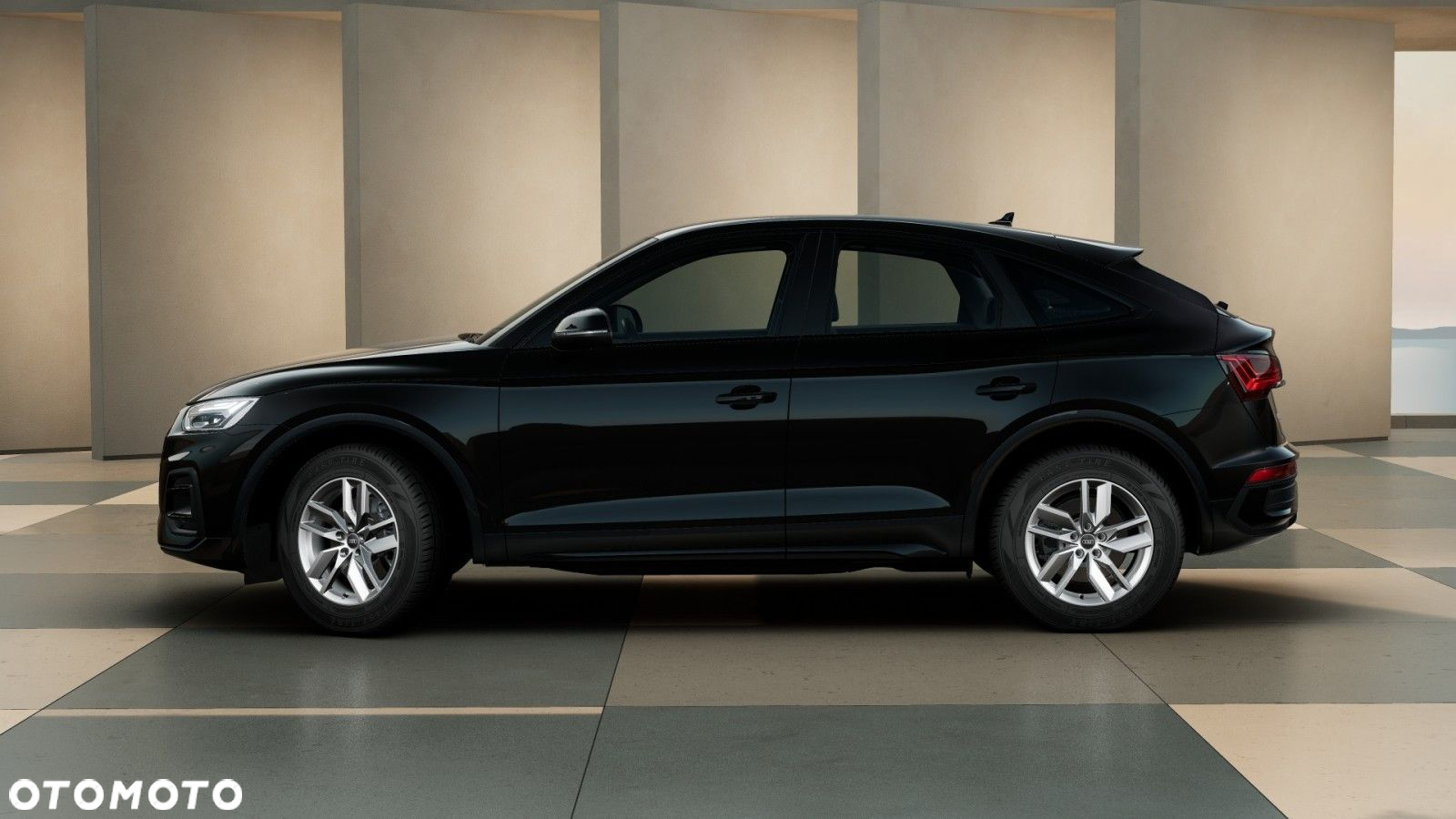 Audi Q5 Sportback - 4