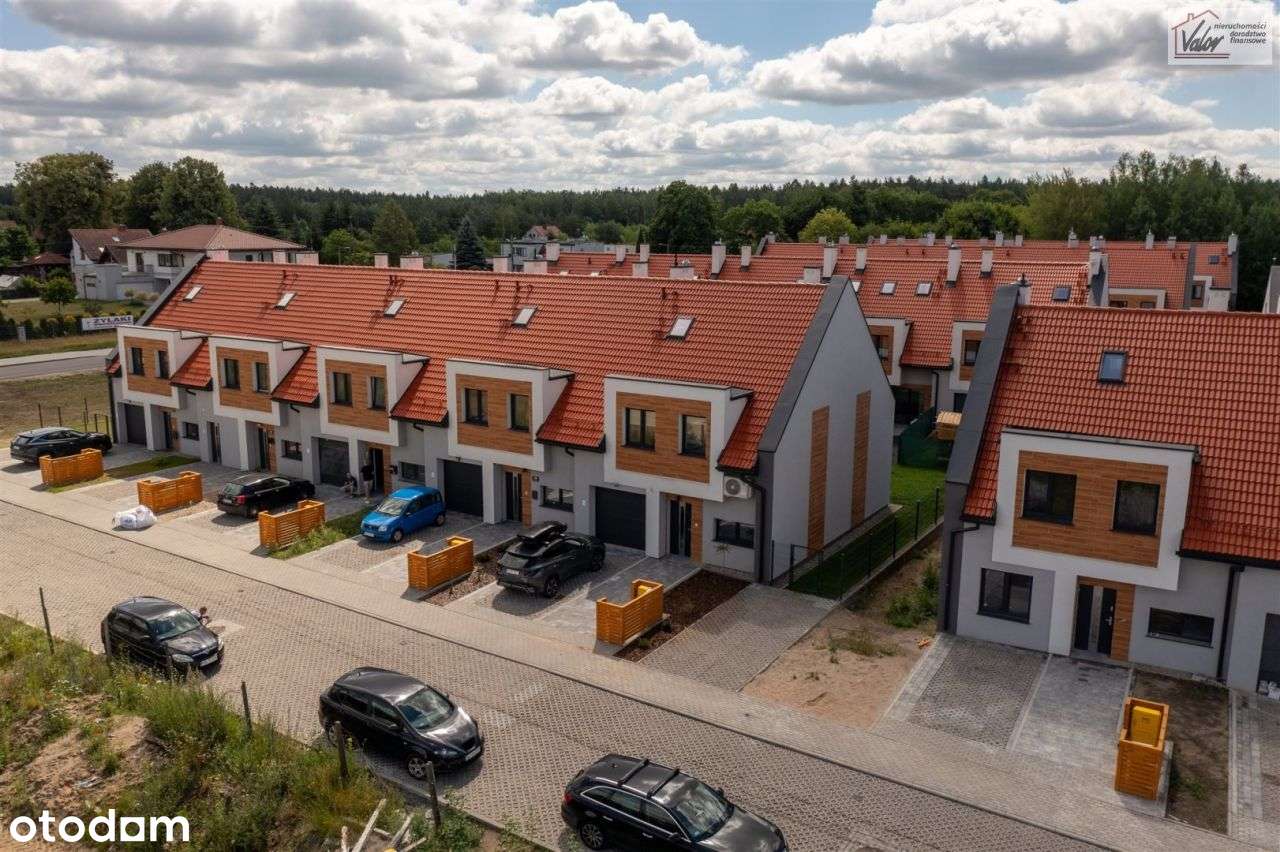 Dom W Zabudowie Szeregowej - Ul. Naturalna 1E
