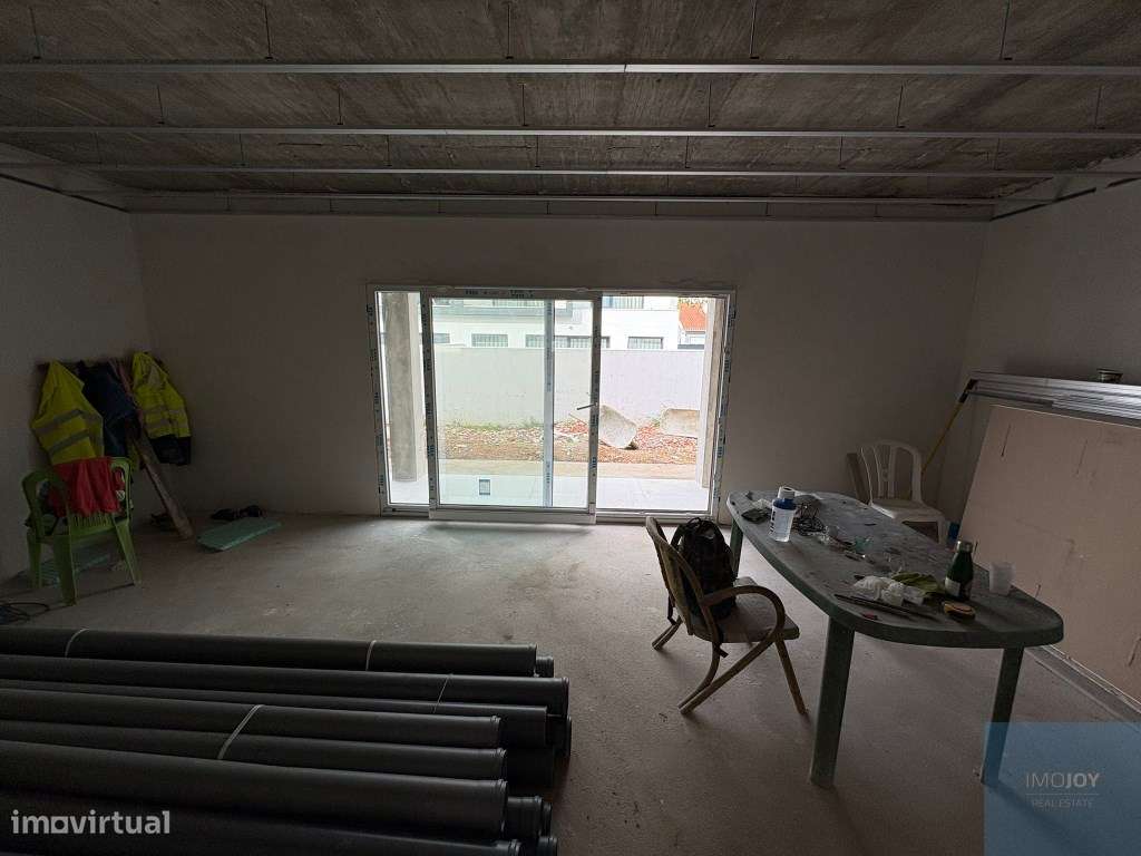 Moradia T3+1 na Abóboda-3