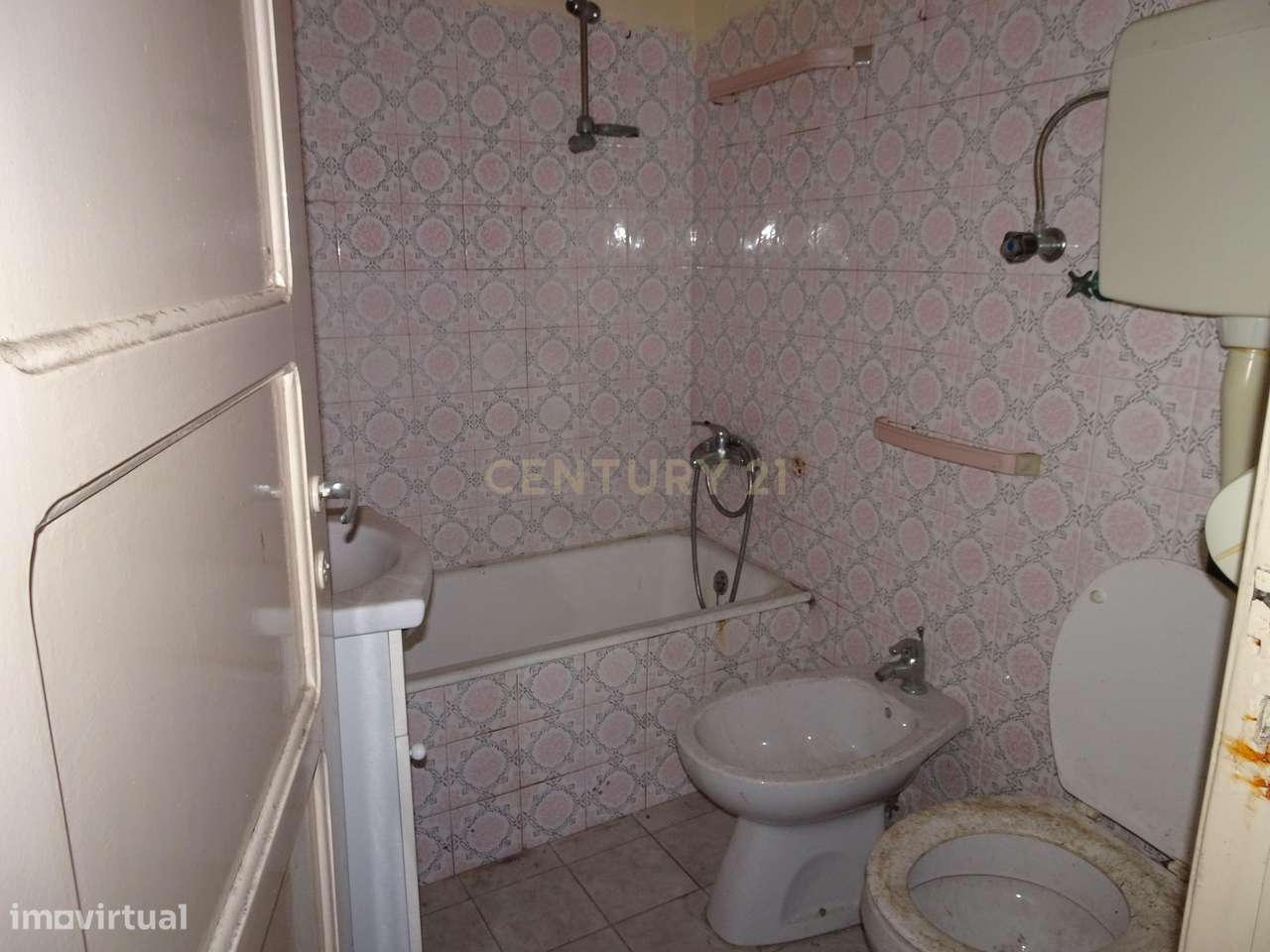 Prédio em São João da Talha, Loures-13