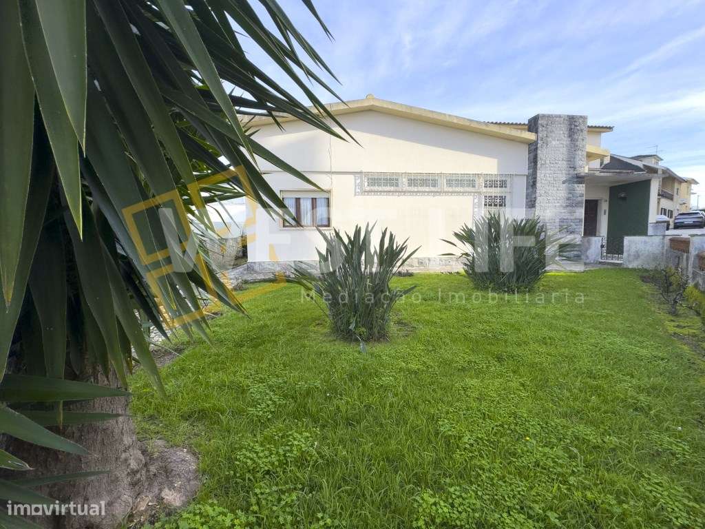 Fantástica Moradia T5+1 no coração da Vila de Mafra - Grande imagem: 4/29