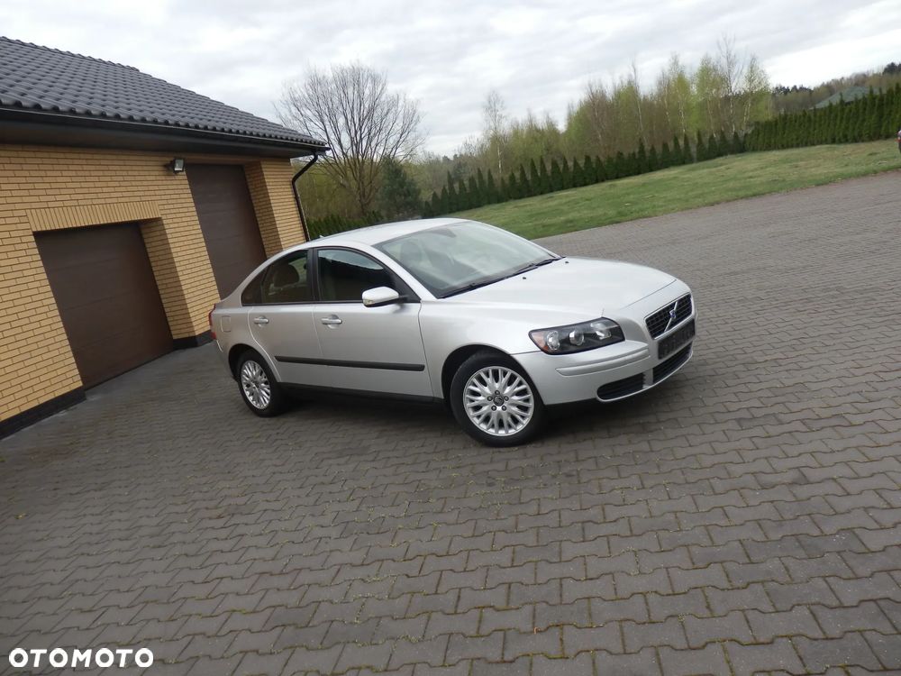 Volvo S40