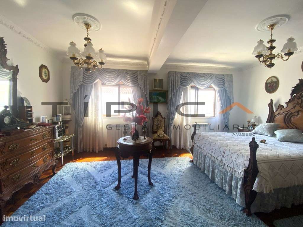 T3 Duplex na Nazaré - Central l e junto à praia-1