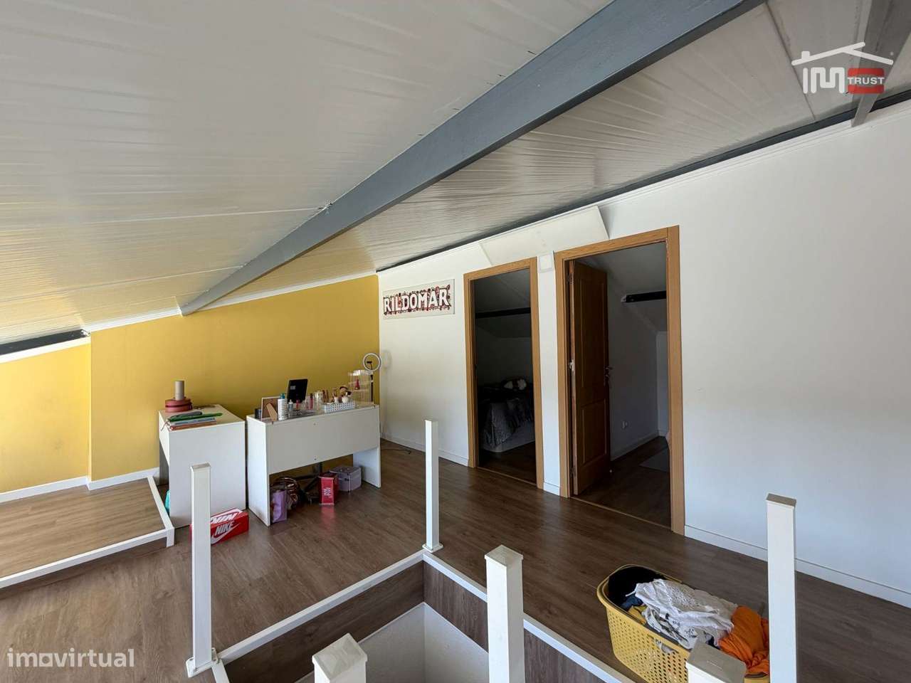 Moradia Isolada T3 + 2 em Palhais, Cozinha Equipada, Amplo Jardim, ...-29