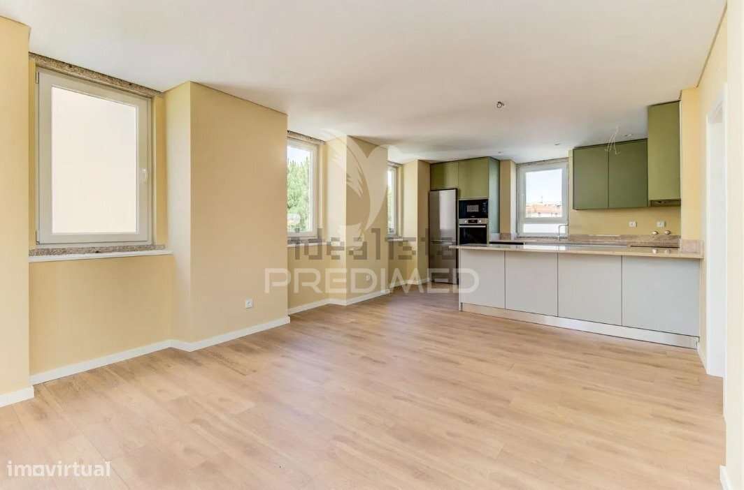 Apartamento T2 Duplex Novo Massama