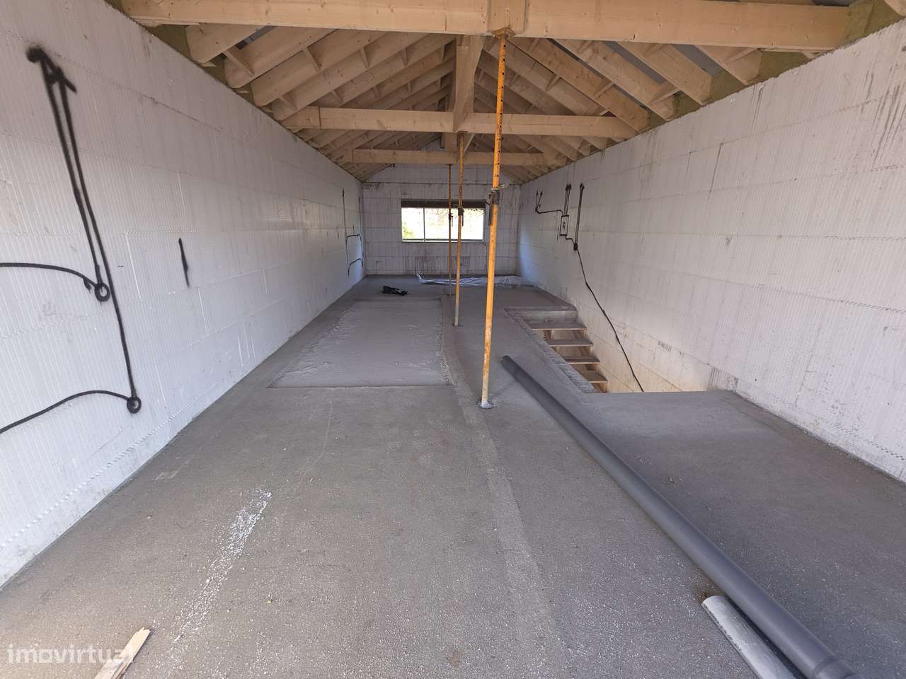 FANTÁSTICA Oportunidade de Negócio – Moradia T2-10