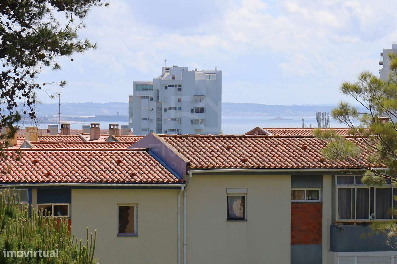 Apartamento T2 - Renovado - Pronto a Habitar - Cascais-36