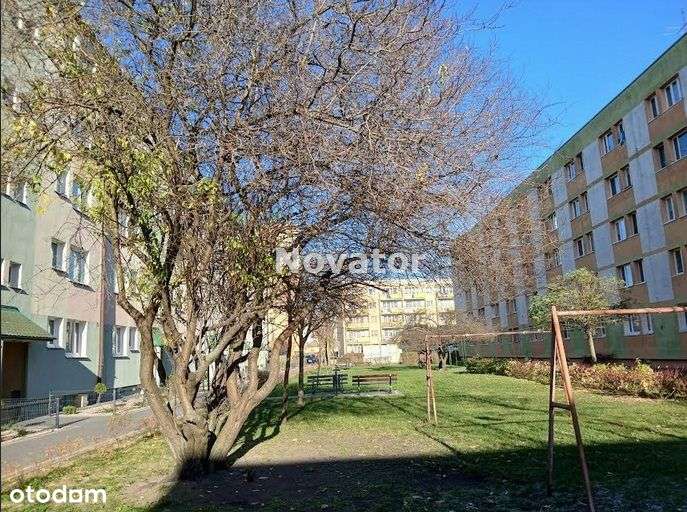 M-3 na 4-piętrze w bloku 34m2 na Błoniu.-1