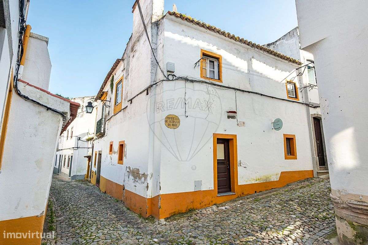 Moradia T1 para venda - Grande imagem: 2/9