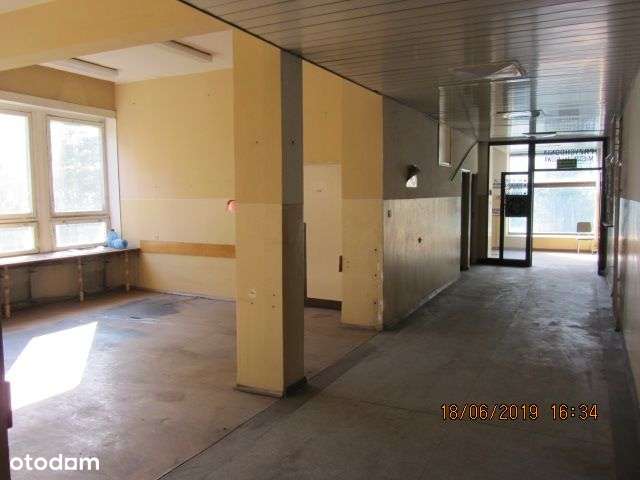 Obiekt Wielofunkcyjny ze schronem-3