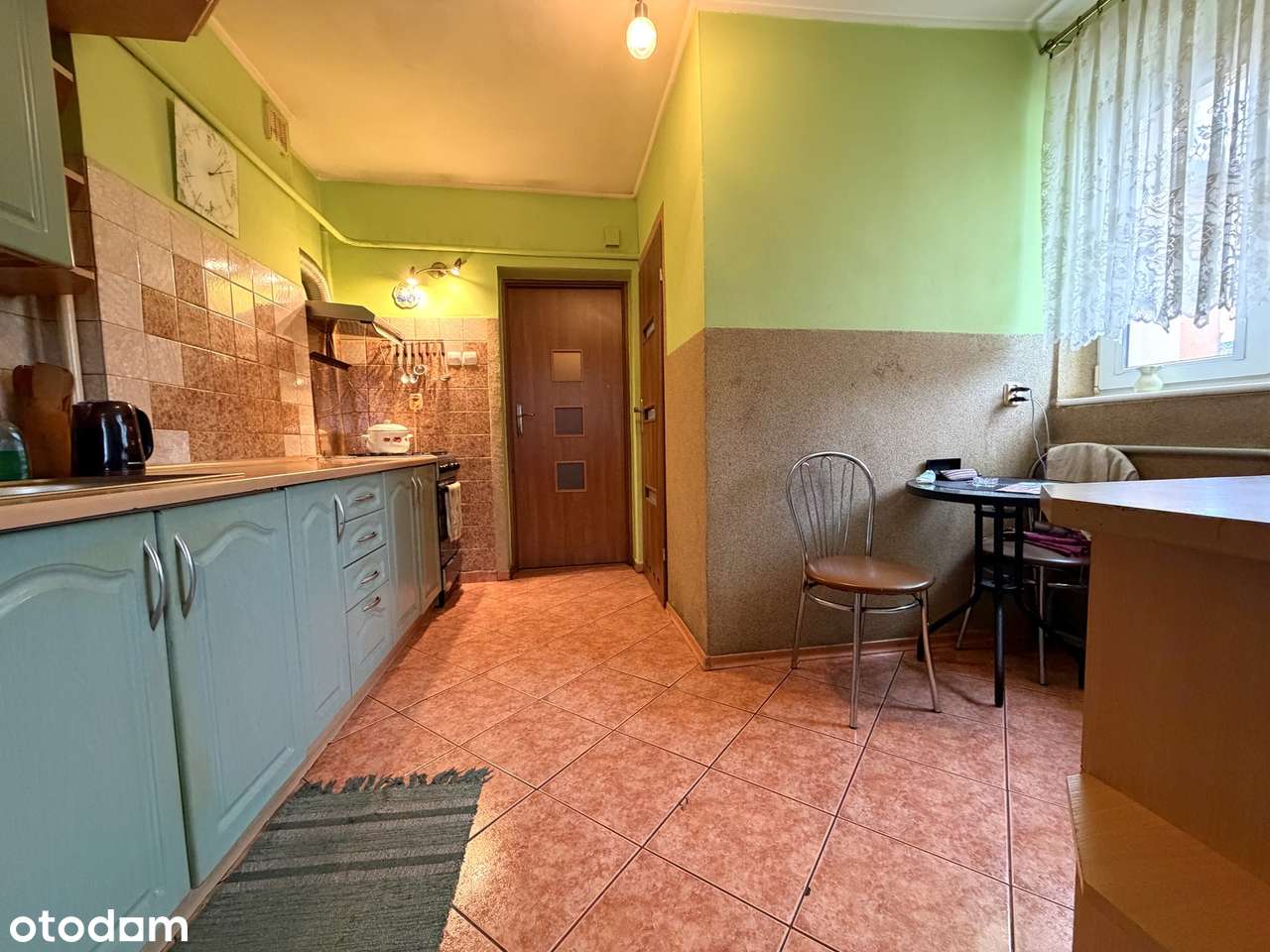 Dom wolnostojący w Pakości na dużej działce!-9