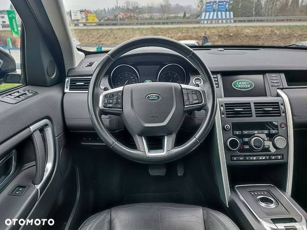 Land Rover Discovery Sport - 28