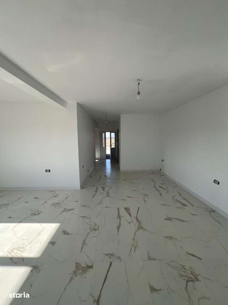 Casa noua tip duplex - Via Carmina - Vladimirescu - Imagine principală: 4/8