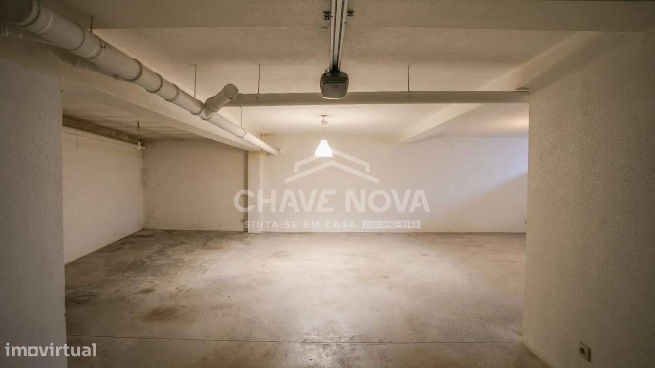 Moradia Geminada V4, situada em Pedroso,Carvalhos Vila Nova de Gaia.-15