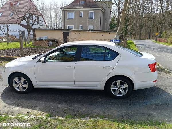 Skoda Octavia 1.6 TDI Ambiente - 3