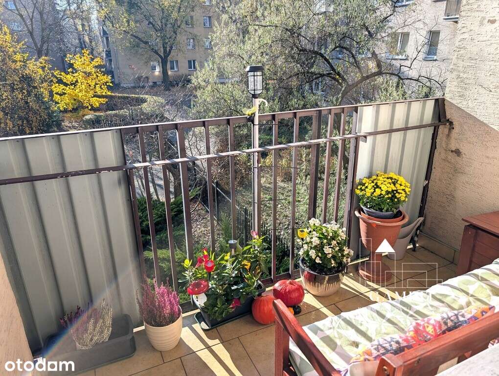 Interesujące, jasne i ustawne 3pok. loggia/piwnica-14