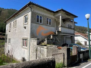 Moradia com 4 quartos, jardim e garagem em Benfeita (Arganil) - Grande imagem: 2/20