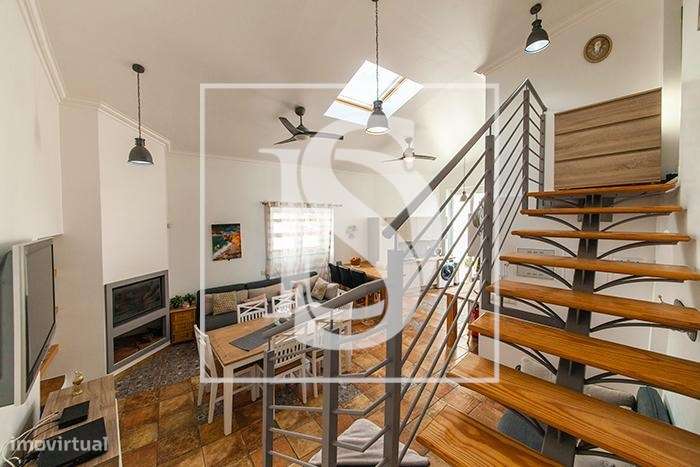 Charmosa moradia T5 c/ garagem-15