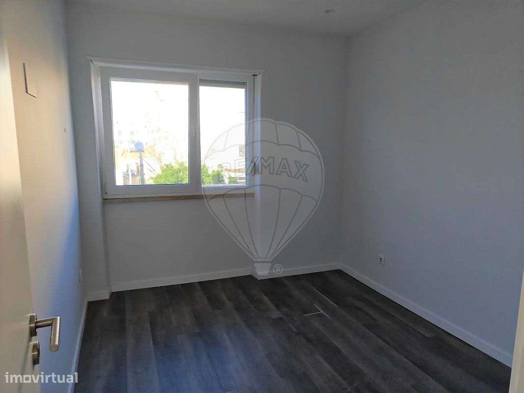 Apartamento T2 para arrendamento - Grande imagem: 4/10